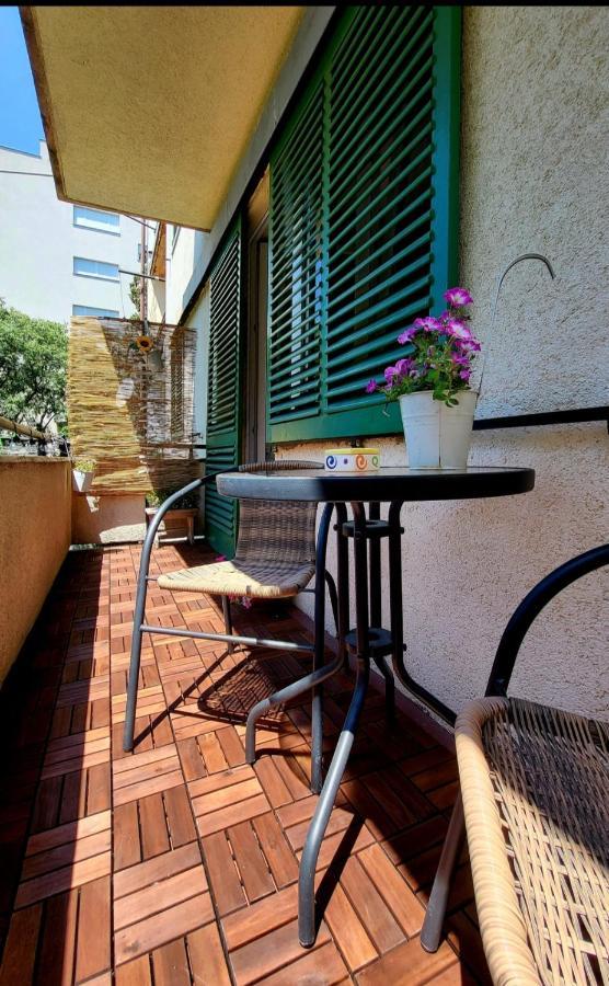 Cozy Apartment With Balcony 10 Min From The Beach リエカ エクステリア 写真