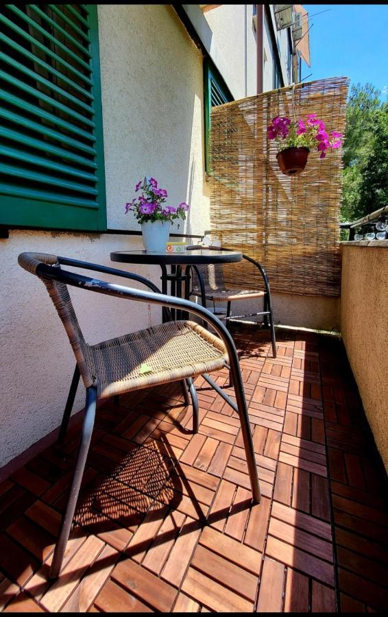 Cozy Apartment With Balcony 10 Min From The Beach リエカ エクステリア 写真